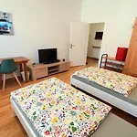 Frankes Sleep Inn, Sauna, 3 1, 2, 4