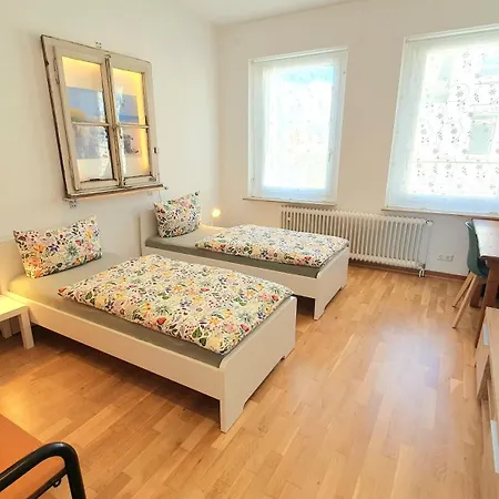 Appartement Frankes Sleep Inn, Sauna, 3 1, 2, 4 Velbert