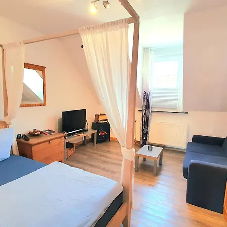 Frankes Sleep Inn, Sauna, 3 1, 2, 4 * フェルバート